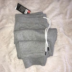 grey cropped joggers